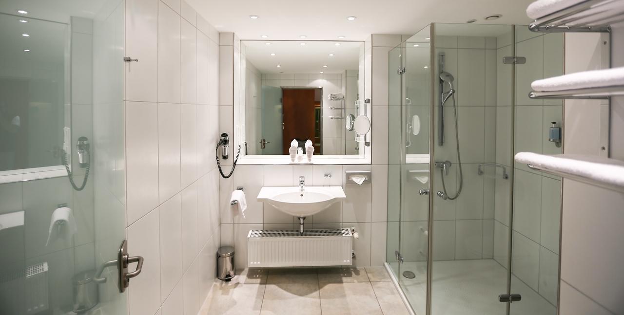Hotel Parklon カッセル エクステリア 写真
